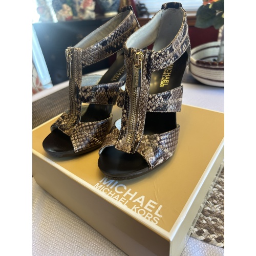 Michael Kors Woman’s Size 6 Shoes