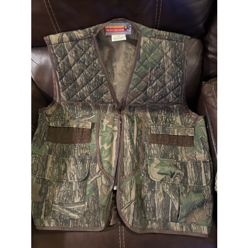 Winchester Men’s XXL Camouflage Hunting Vest