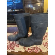 Men’s Size 9 Steel Toe Rubber Boots